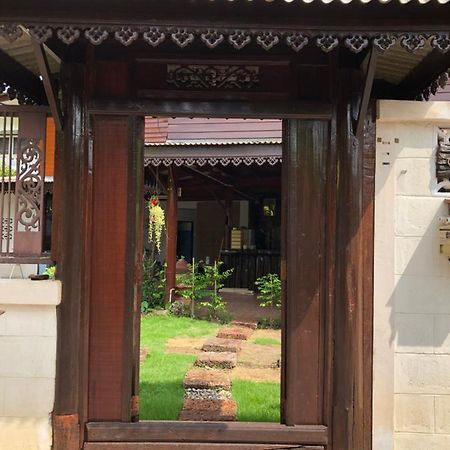 Banthai Guesthouse Phetchaburi Ngoại thất bức ảnh