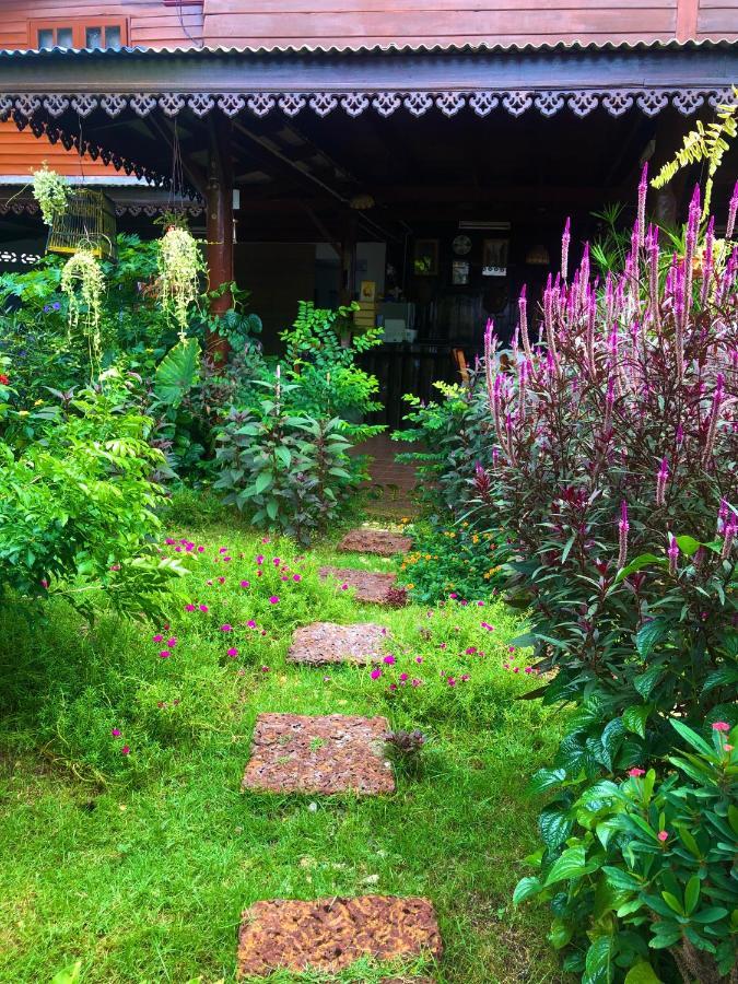 Banthai Guesthouse Phetchaburi Ngoại thất bức ảnh