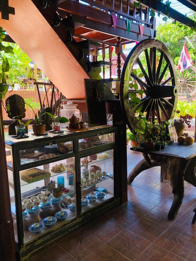 Banthai Guesthouse Phetchaburi Ngoại thất bức ảnh