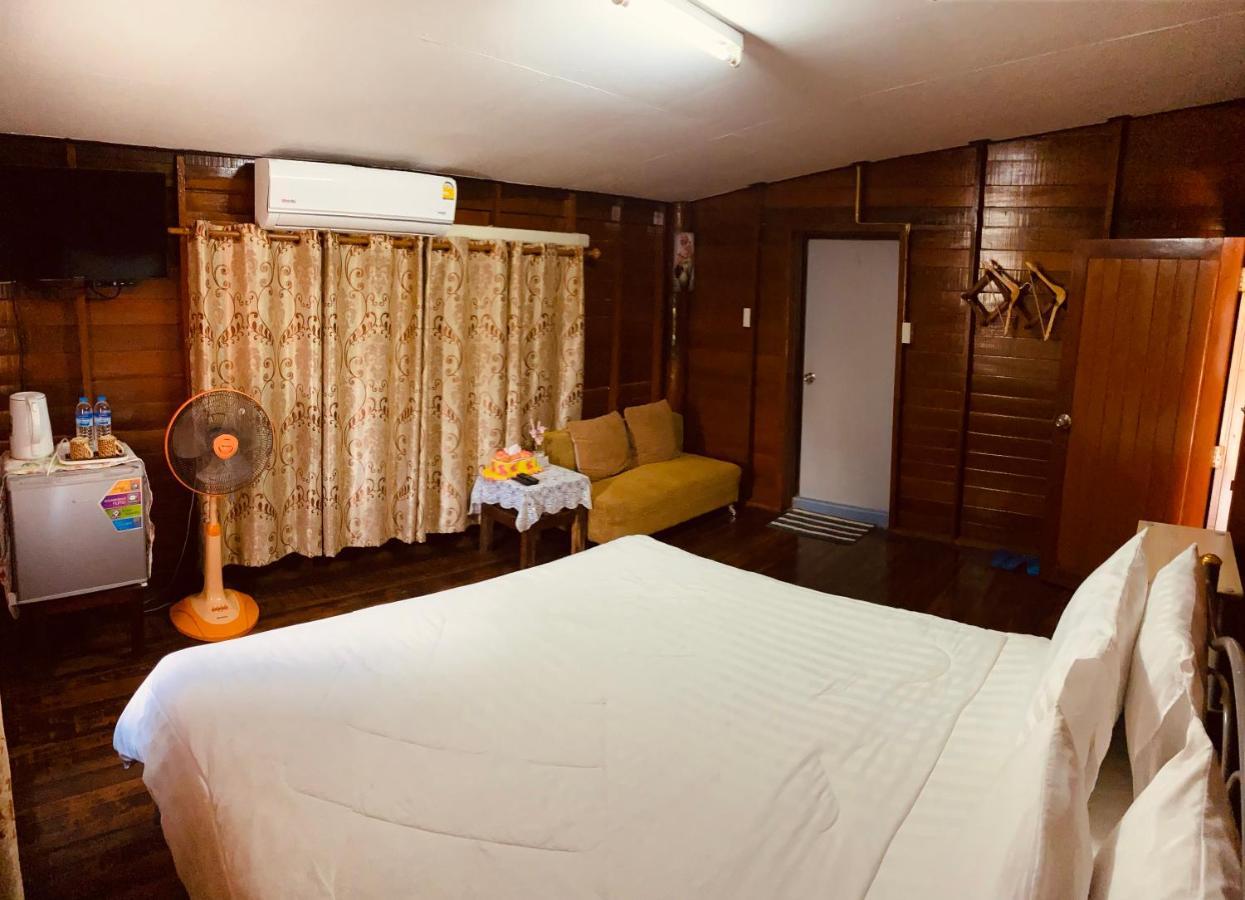 Banthai Guesthouse Phetchaburi Ngoại thất bức ảnh