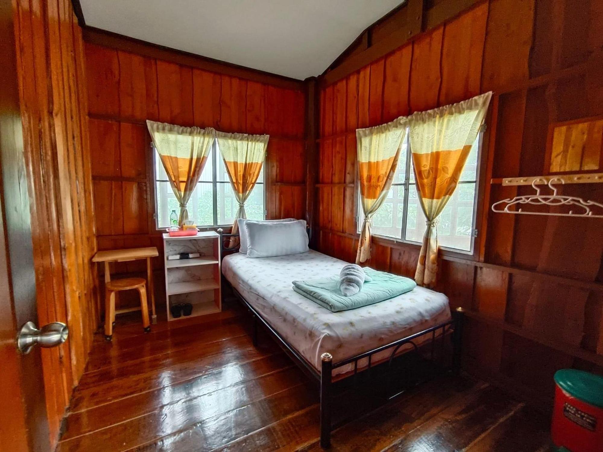 Banthai Guesthouse Phetchaburi Ngoại thất bức ảnh