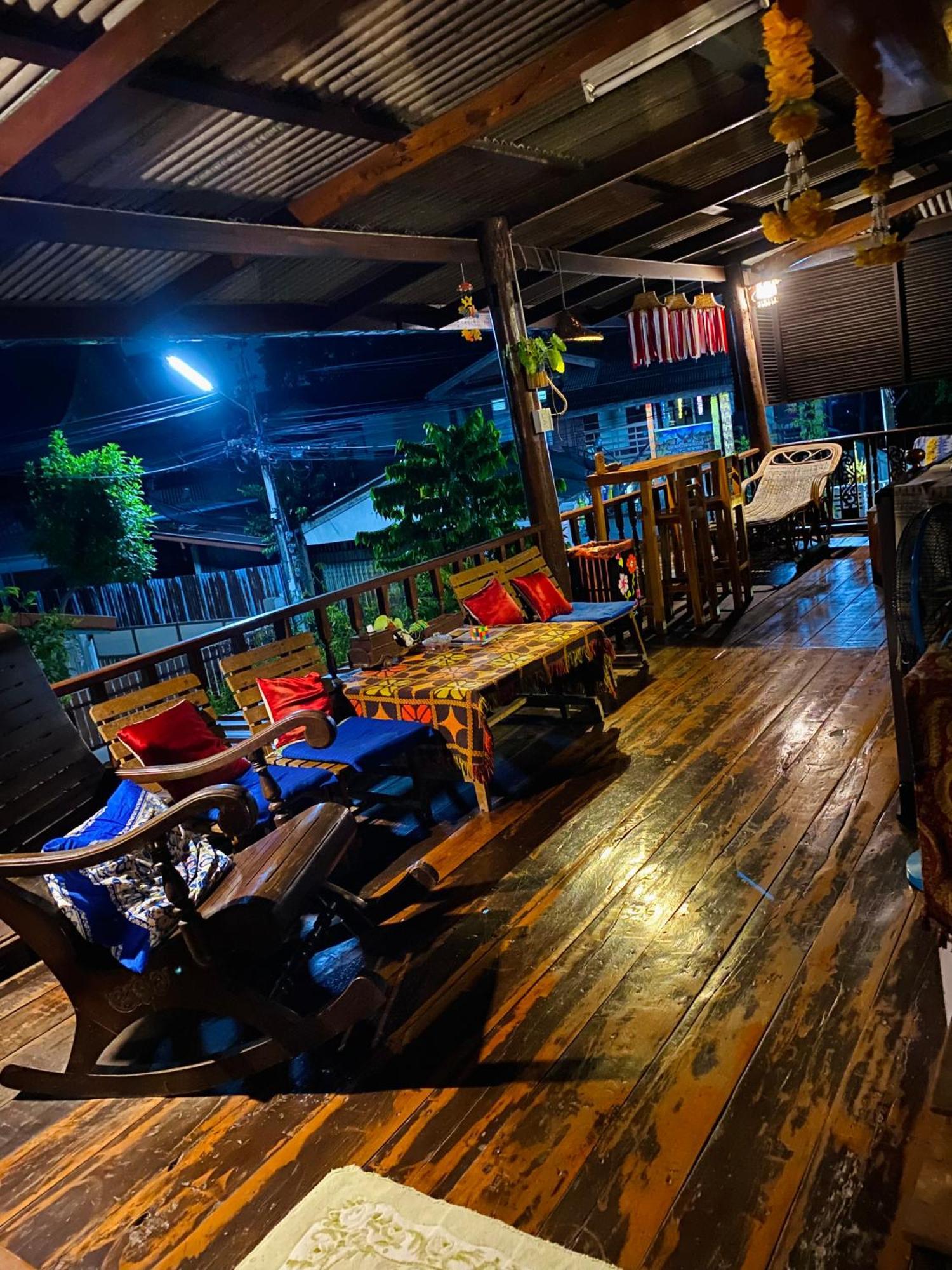 Banthai Guesthouse Phetchaburi Ngoại thất bức ảnh
