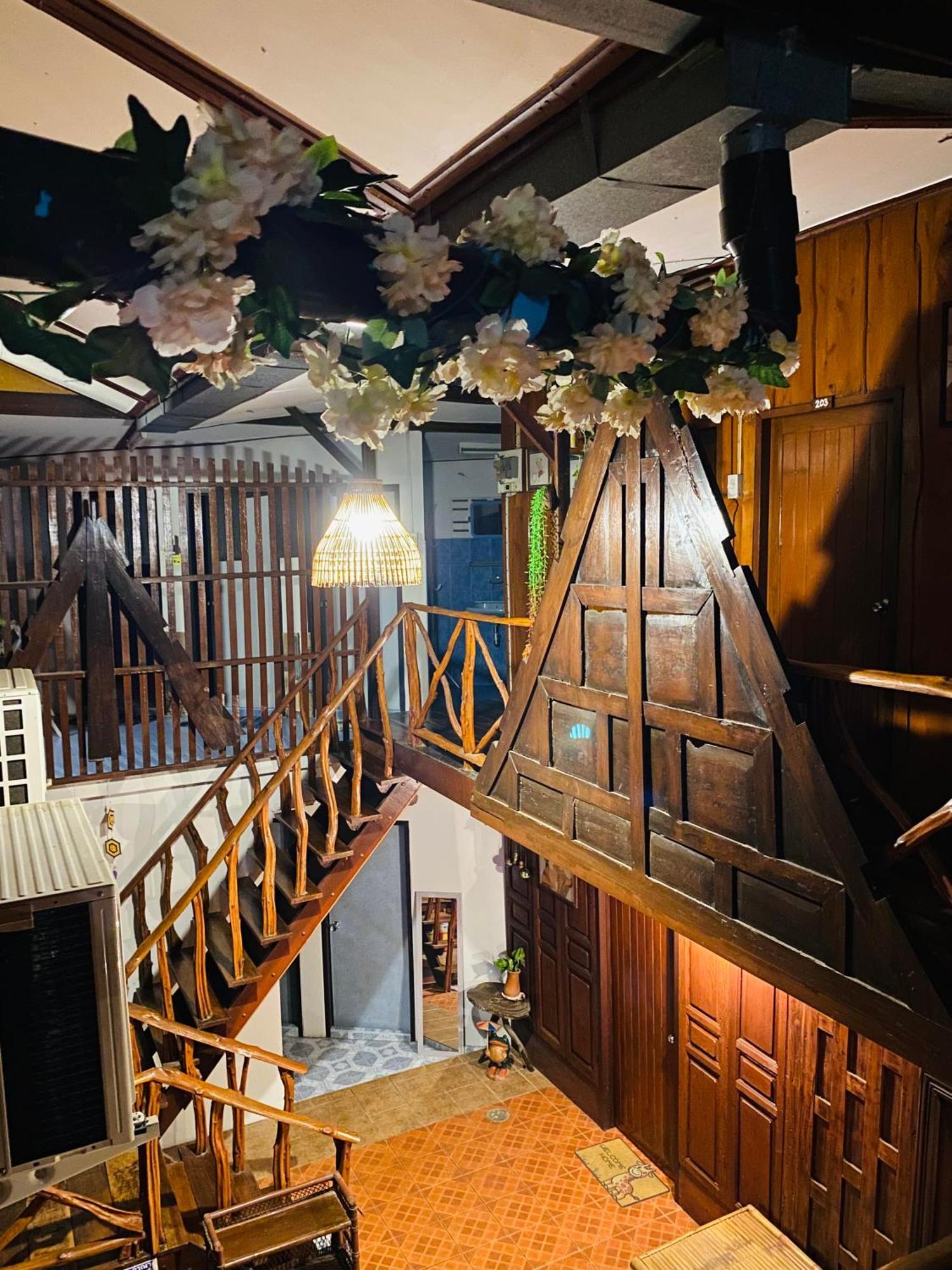 Banthai Guesthouse Phetchaburi Ngoại thất bức ảnh
