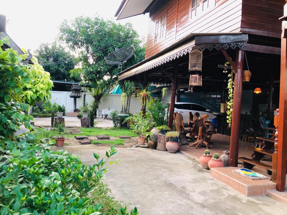 Banthai Guesthouse Phetchaburi Ngoại thất bức ảnh