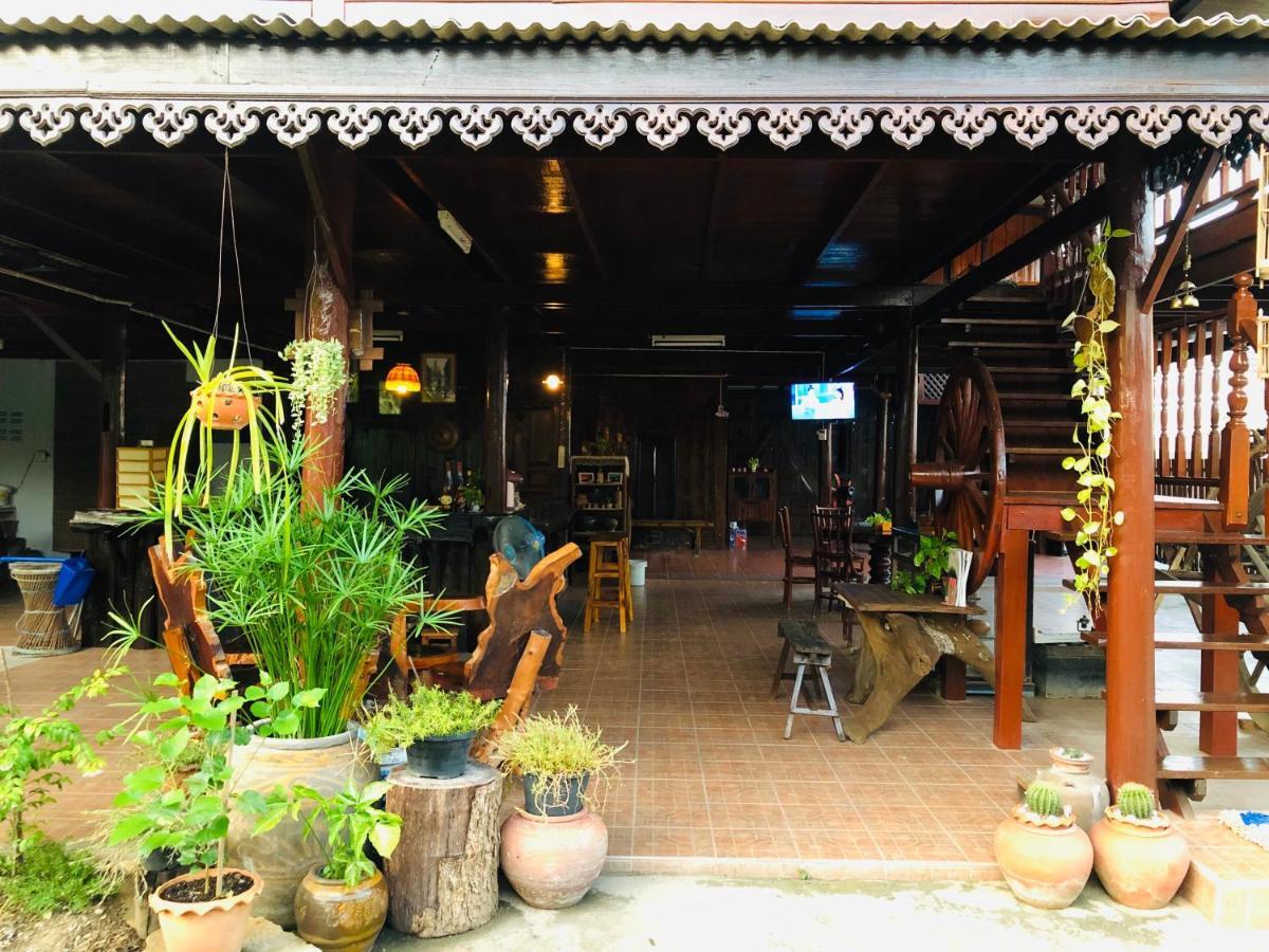 Banthai Guesthouse Phetchaburi Ngoại thất bức ảnh