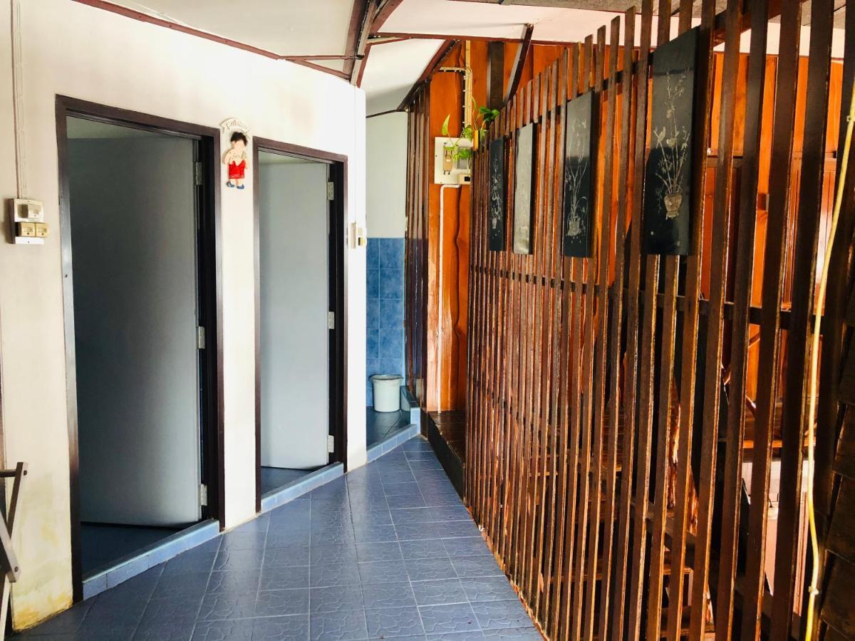 Banthai Guesthouse Phetchaburi Ngoại thất bức ảnh